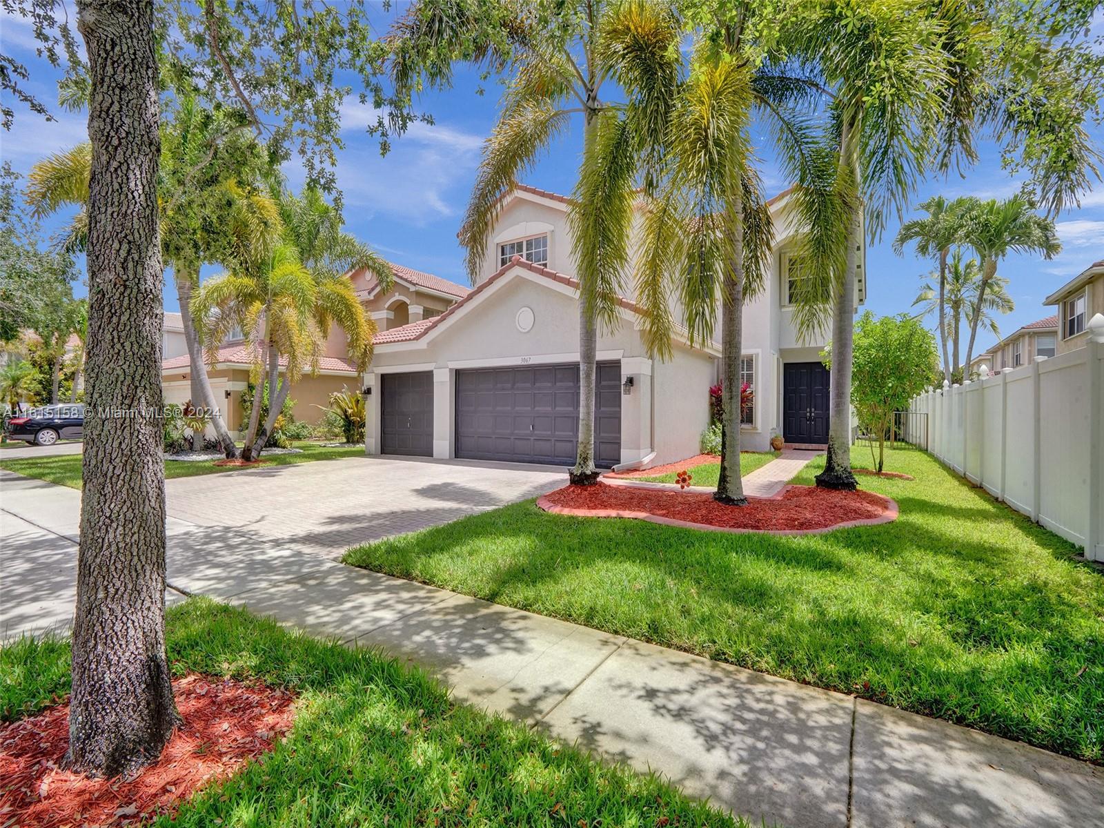Beautiful *6Bedroom 4Bath 3Car Garage*Pool and Lake* Lots of space in this bright home with a formal Dining area* Kitchen with snack counter open to the large family room and a separate breakfast eating area* Overlooking the Pool and Lake* Bedroom downstairs is currently used as a den* Freshly painted exterior, Accordian Shutters* Large back patio & open Balcony off of the primary bedroom so you can relax and enjoy the views* Huge primary bedroom with a sitting area* Primary bathroom has a separate shower and tub and 2 vanities* Excellent Schools and location close to highway I75, shopping and dining. This home has so much to offer! Easy to show!!