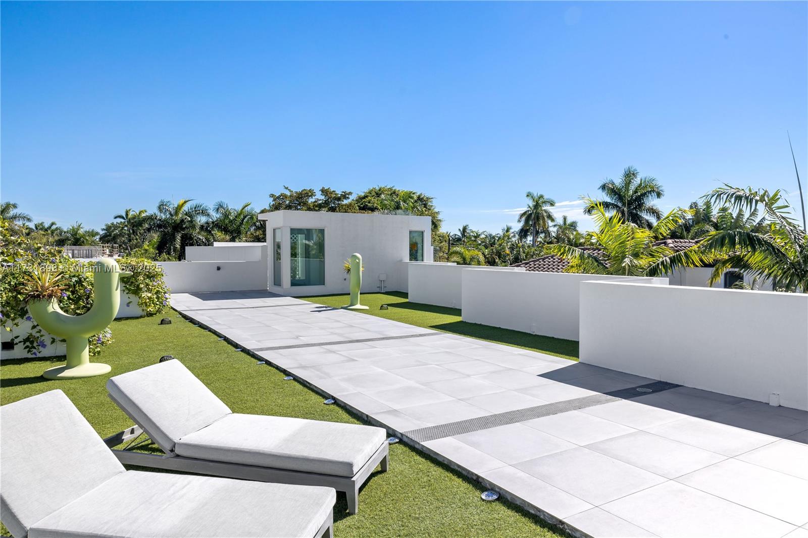 HIBISCUS ISLAND - Residential