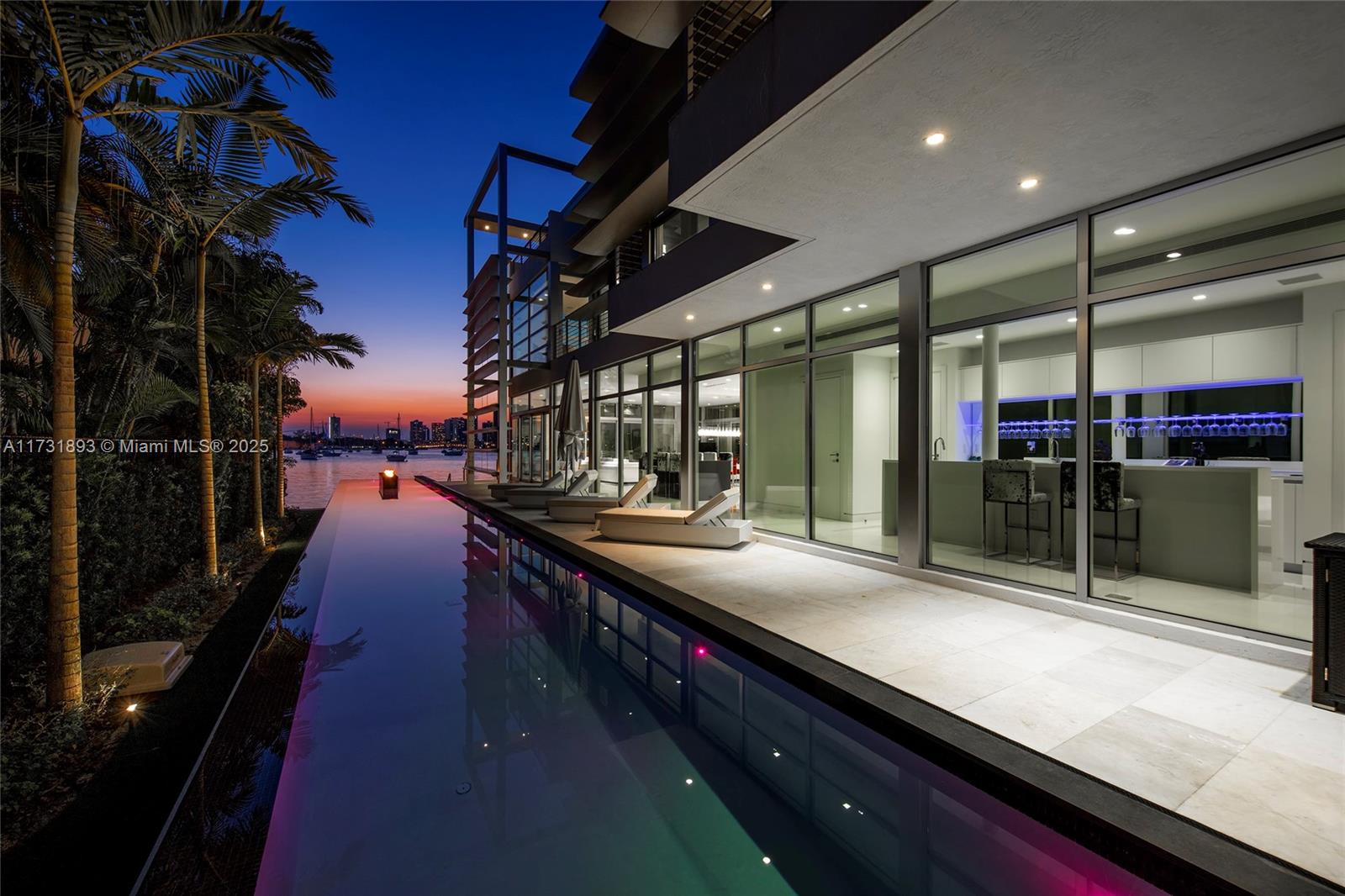 HIBISCUS ISLAND - Residential