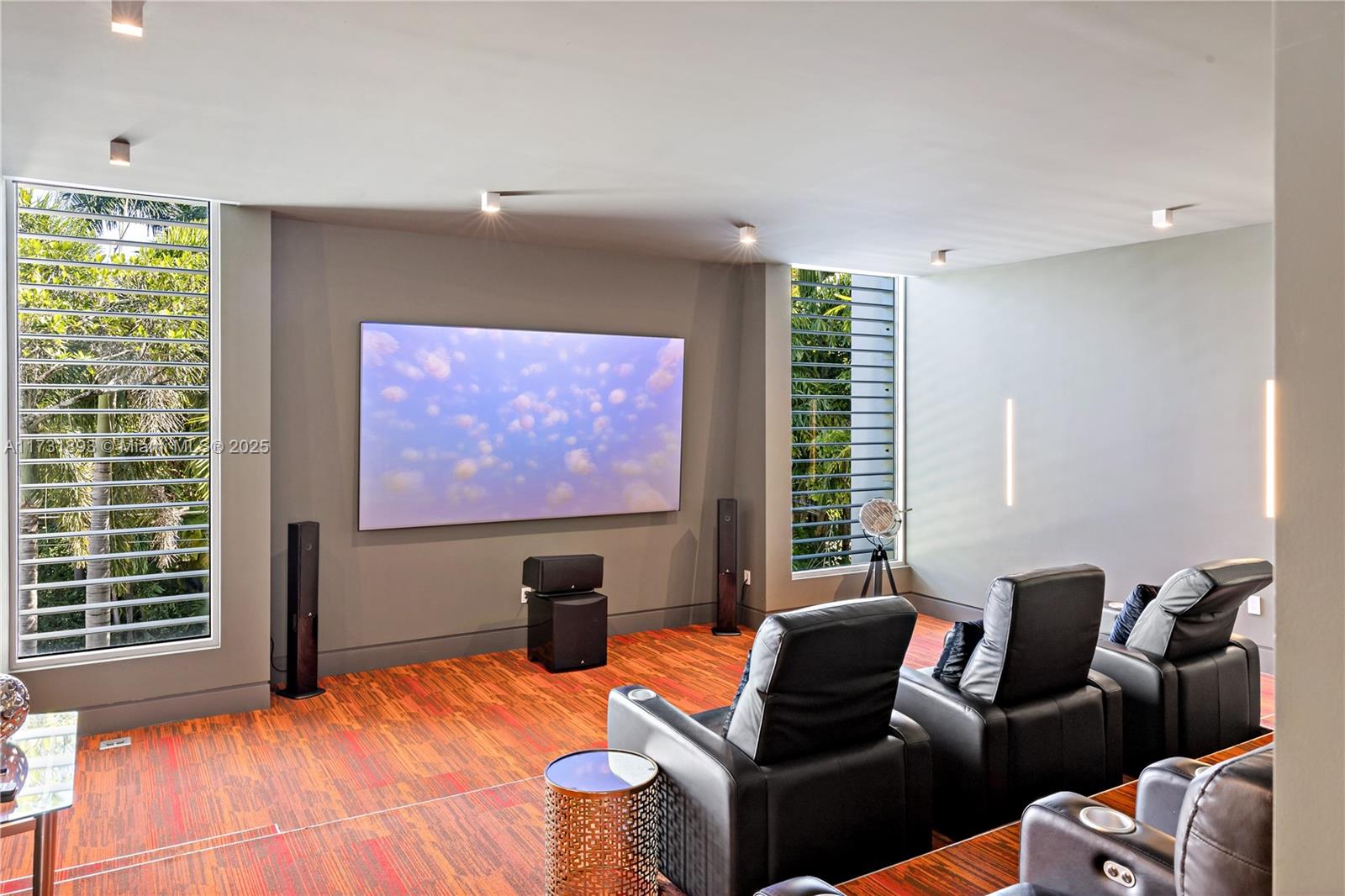 HIBISCUS ISLAND - Residential