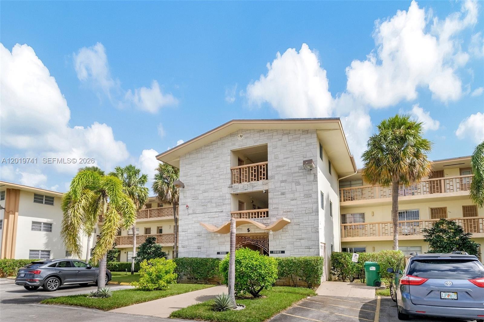 MAR-LEN GARDENS NO 5 CORP - Residential