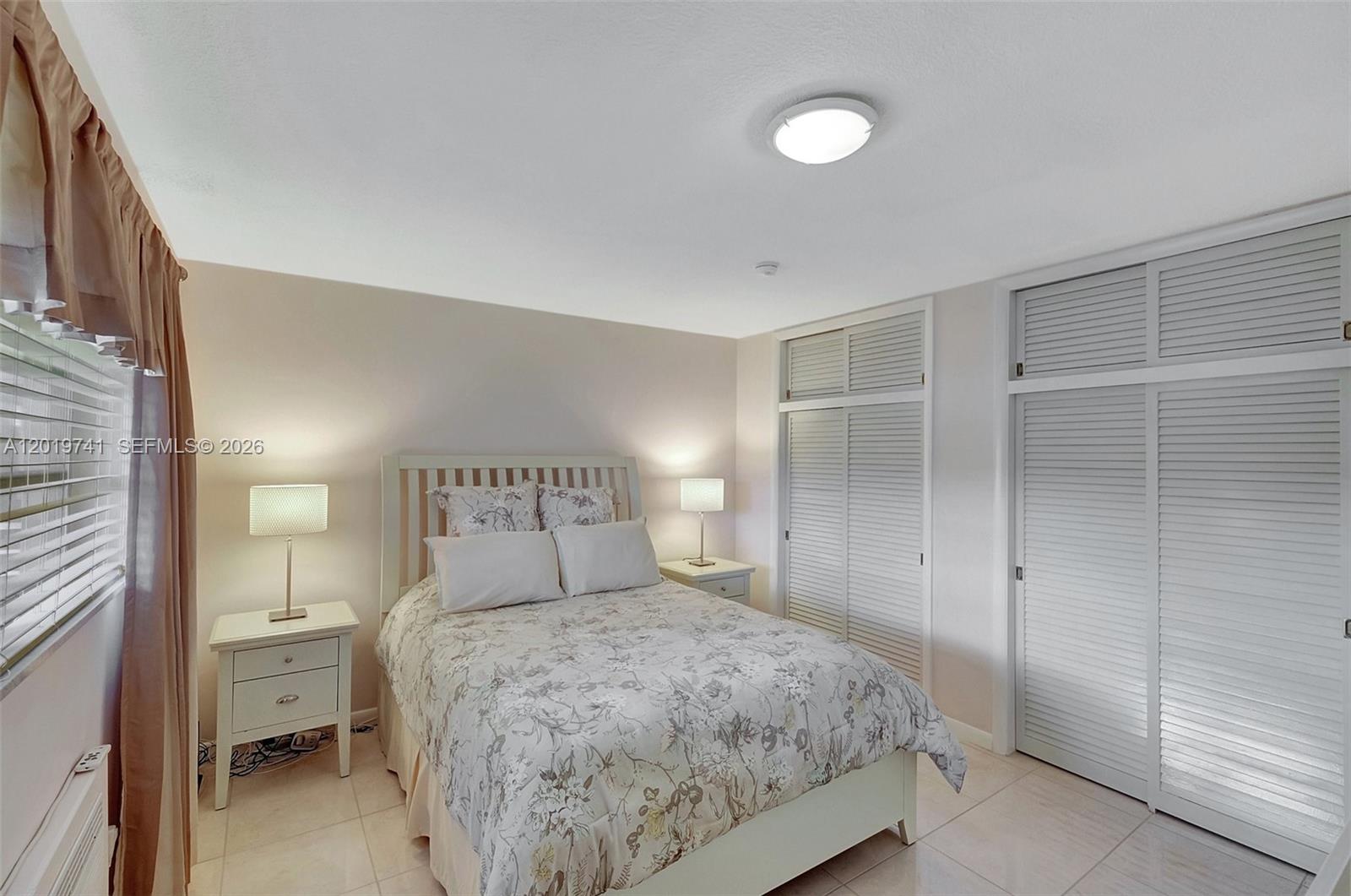 MAR-LEN GARDENS NO 5 CORP - Residential