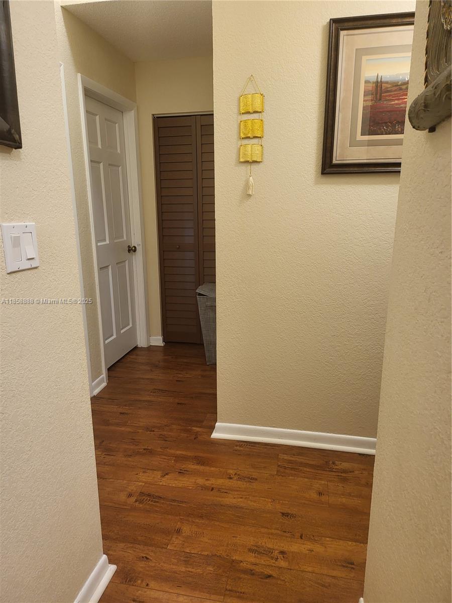 PEMBROKE POINTE - Residential