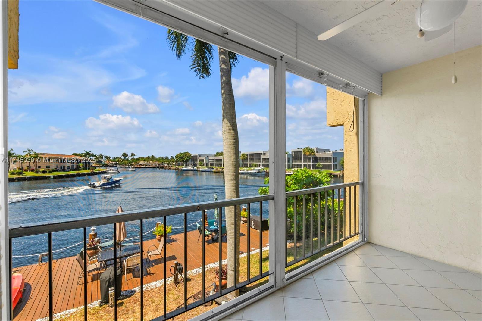 ISLAND CLUB ONE CONDO - Residential
