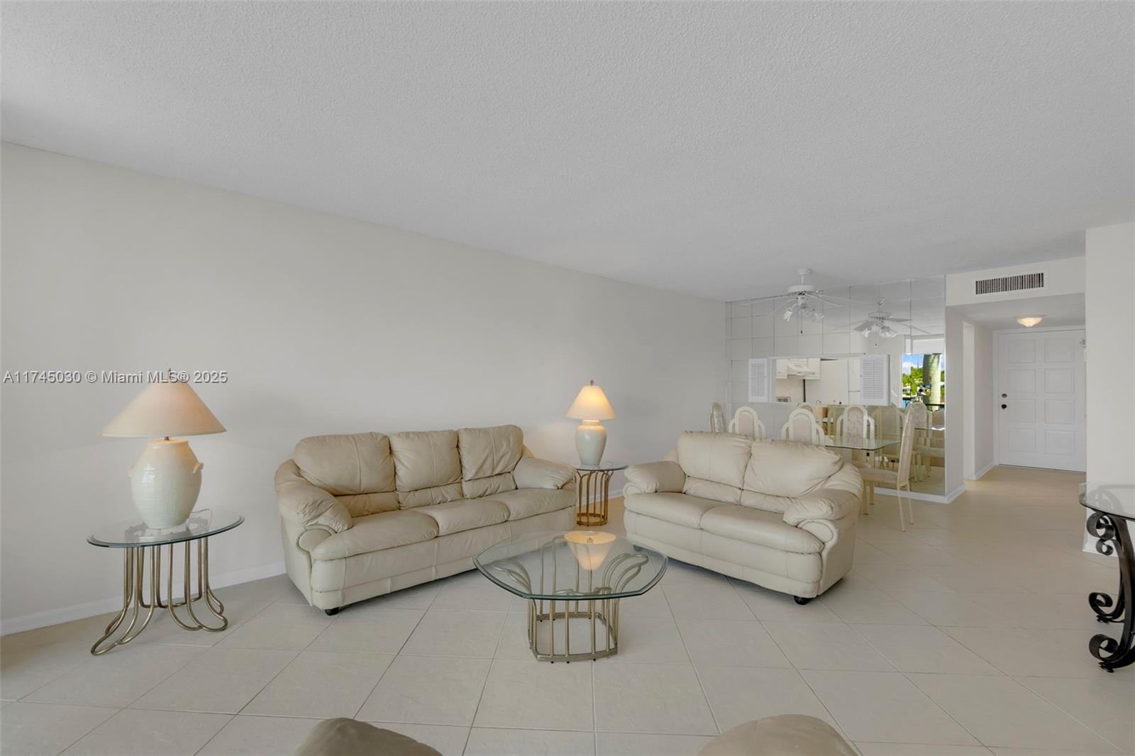ISLAND CLUB ONE CONDO - Residential