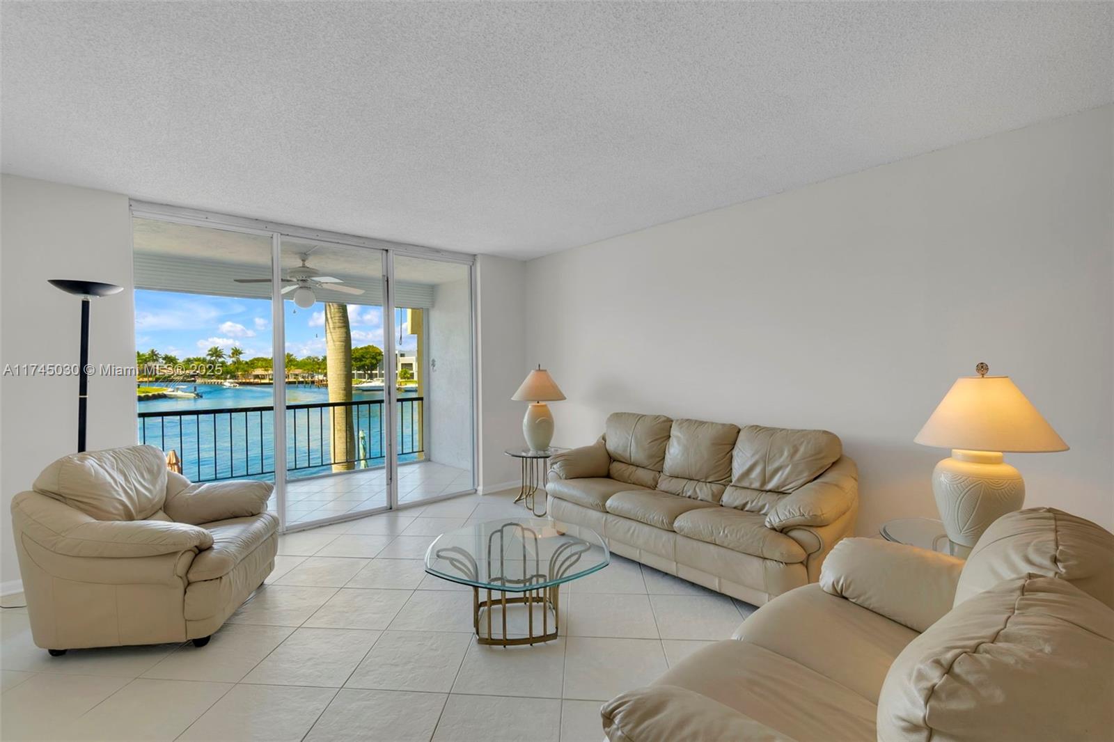 ISLAND CLUB ONE CONDO - Residential