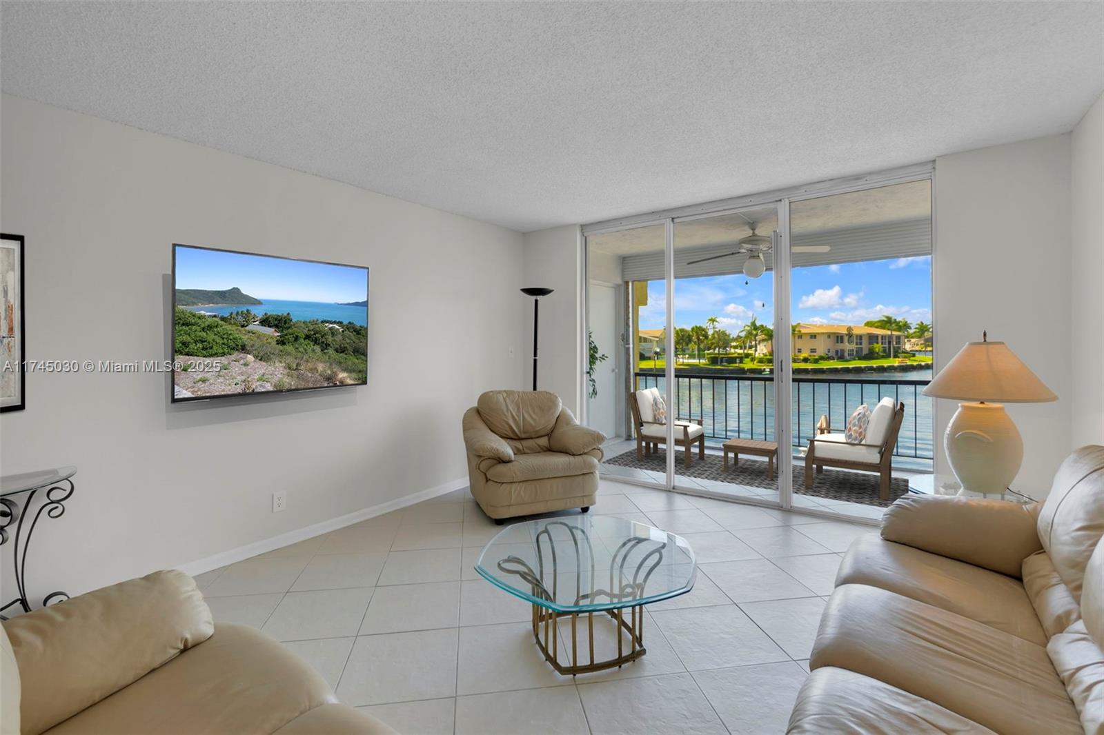 ISLAND CLUB ONE CONDO - Residential