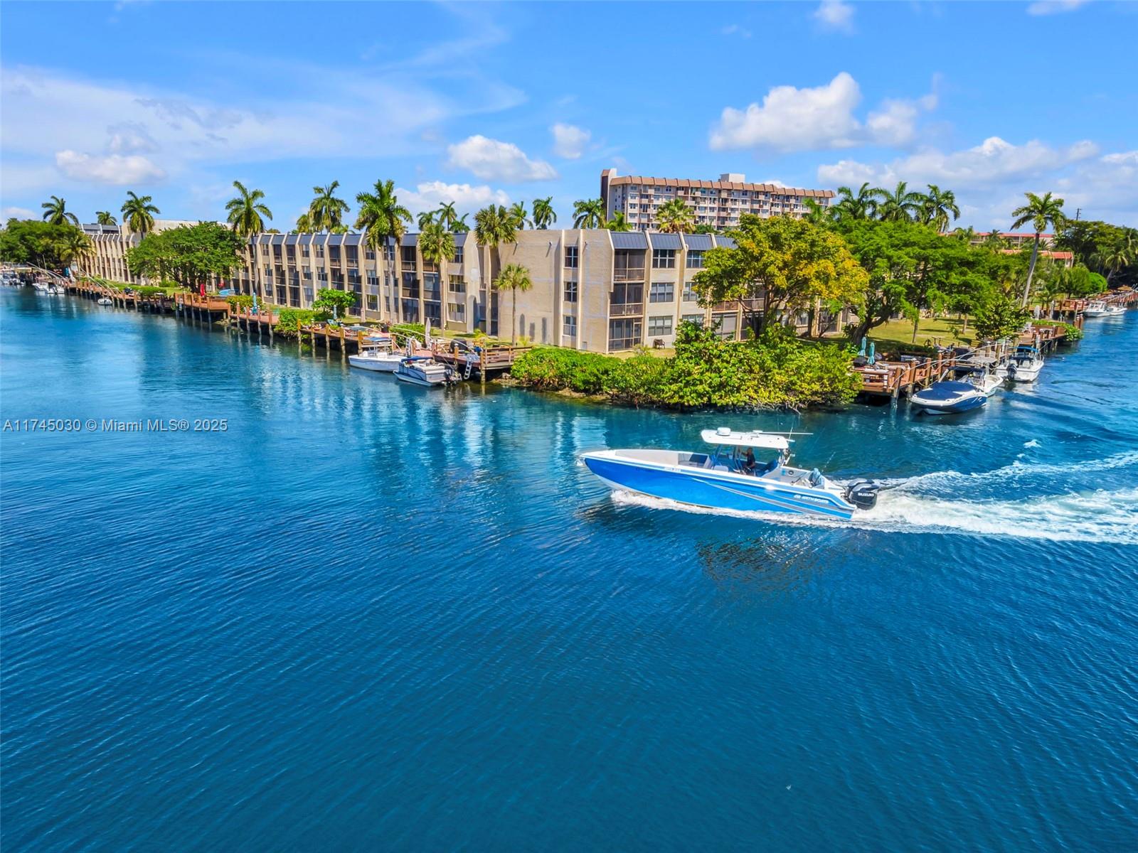 ISLAND CLUB ONE CONDO - Residential