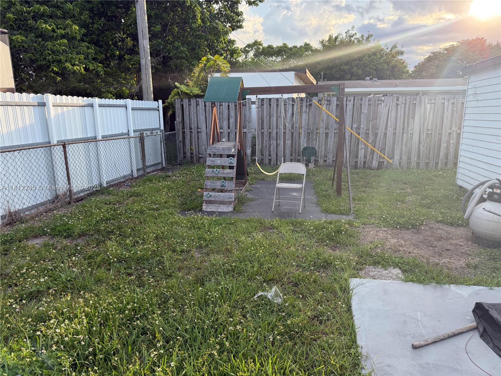 SUNSHINE PARK ESTATES ADD - Residential