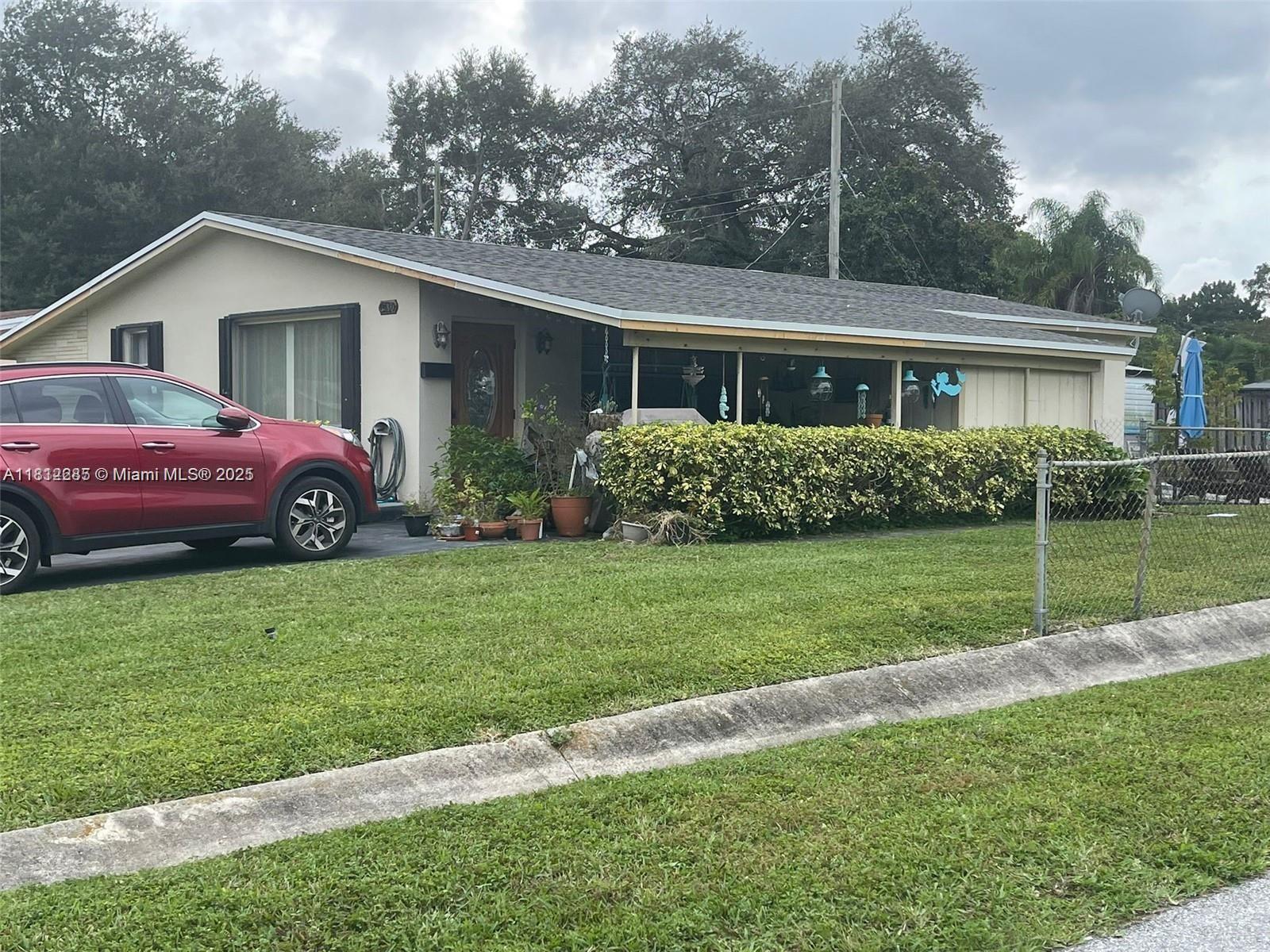 SUNSHINE PARK ESTATES ADD - Residential