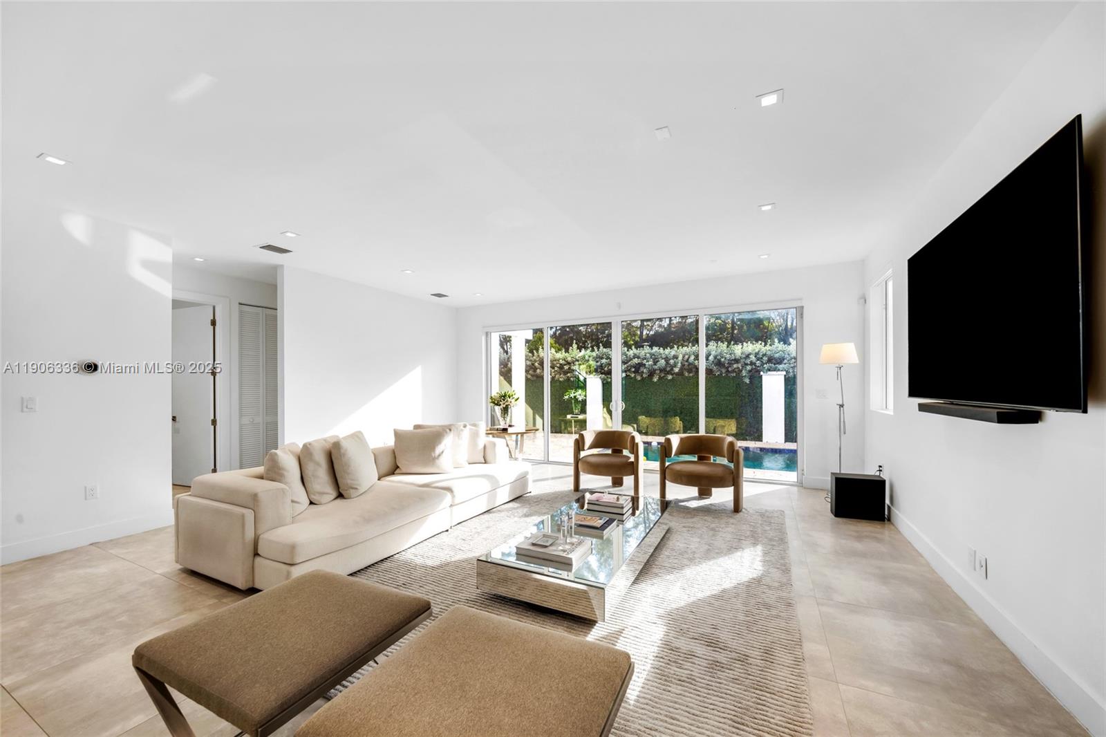 DORAL COMMONS RESIDENTIAL - Residential