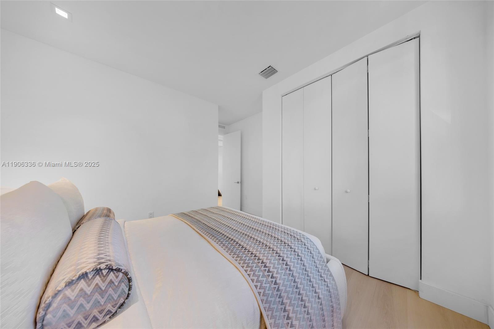 DORAL COMMONS RESIDENTIAL - Residential