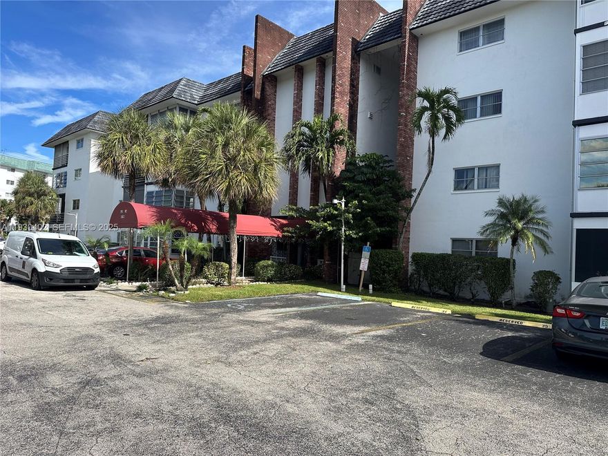 2nd floor 2-bedroom, 2-bath condo located in a desirable 55+ community in Castle Apartments in Lauderhill. This inviting residence features a spacious primary bedroom with a walk-in closet and a nice kitchen. Enclosed balcony for additional room. bathroom was renovated.
Enjoy resort-style amenities conveniently located just across the street, including a pool that is across the building, clubhouse, and a variety of social activities. Parking is just steps from the unit, and on-site laundry adds to the ease of everyday living.
Perfect for those seeking comfort, convenience, and a relaxed lifestyle in a well-maintained community.