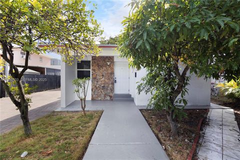 28 NW 34th Ter 28 Miami FL 33127