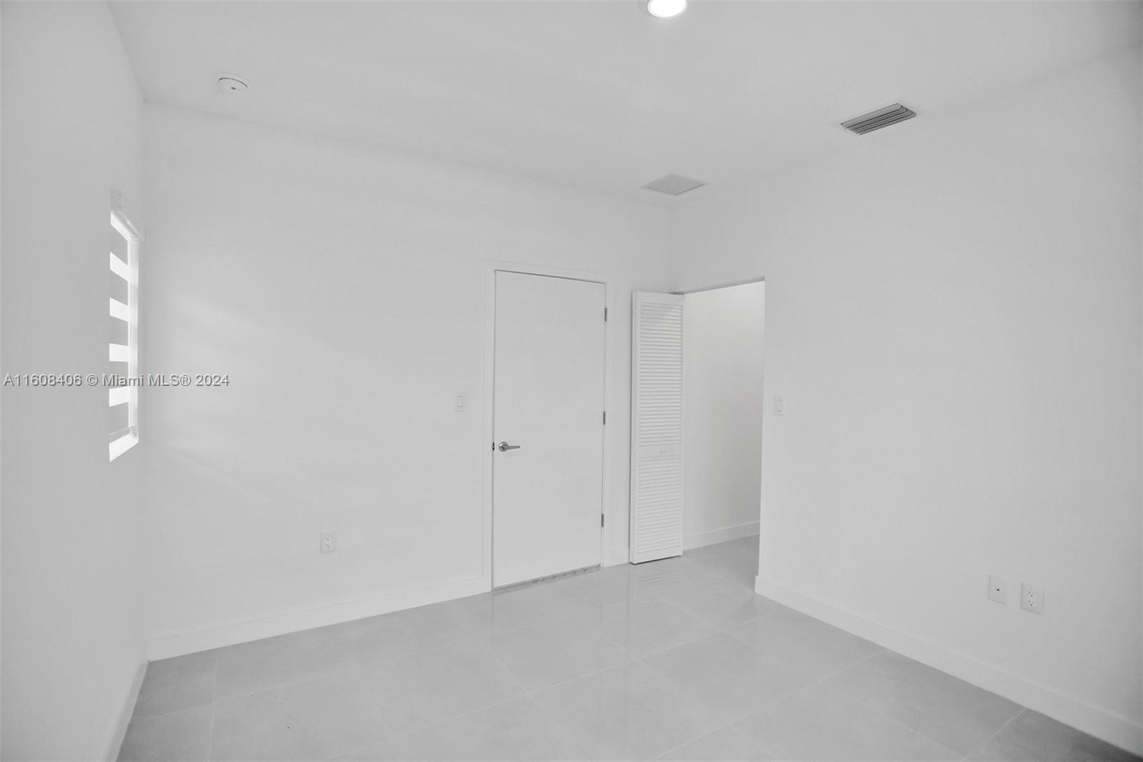 AURORA - Residential Lease