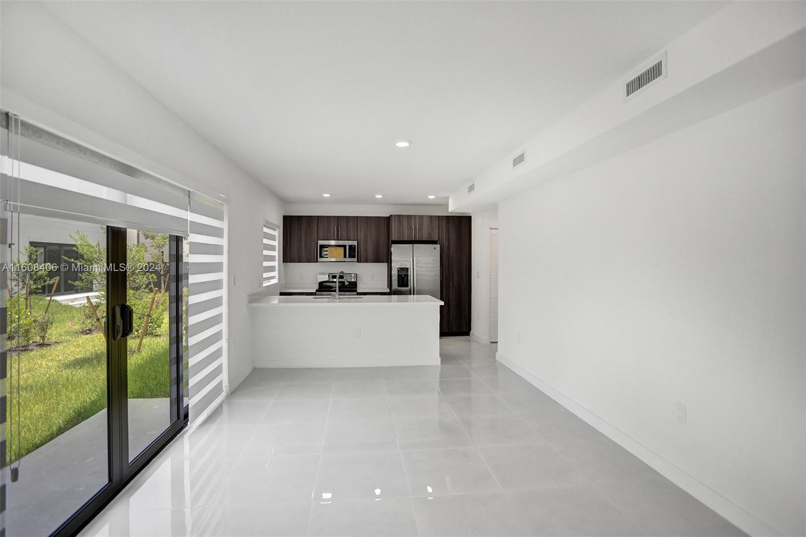 AURORA - Residential Lease