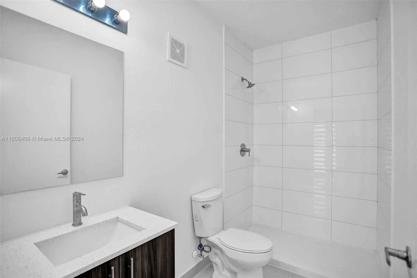 AURORA - Residential Lease