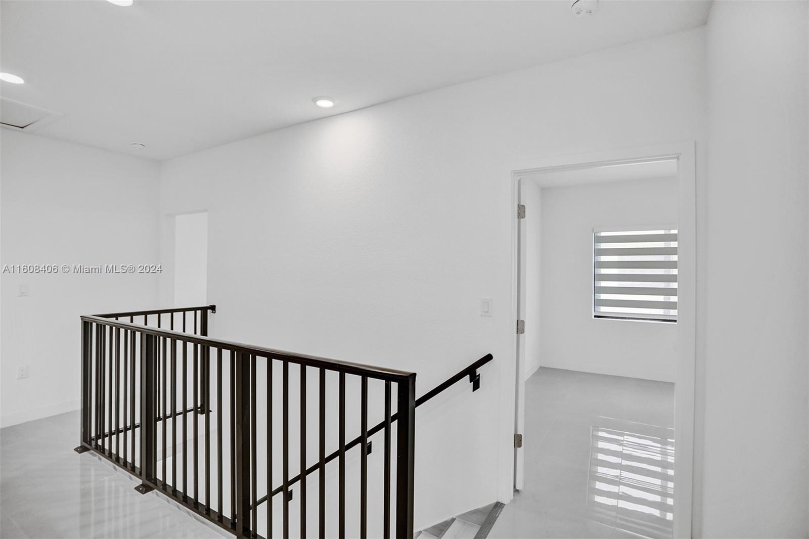 AURORA - Residential Lease