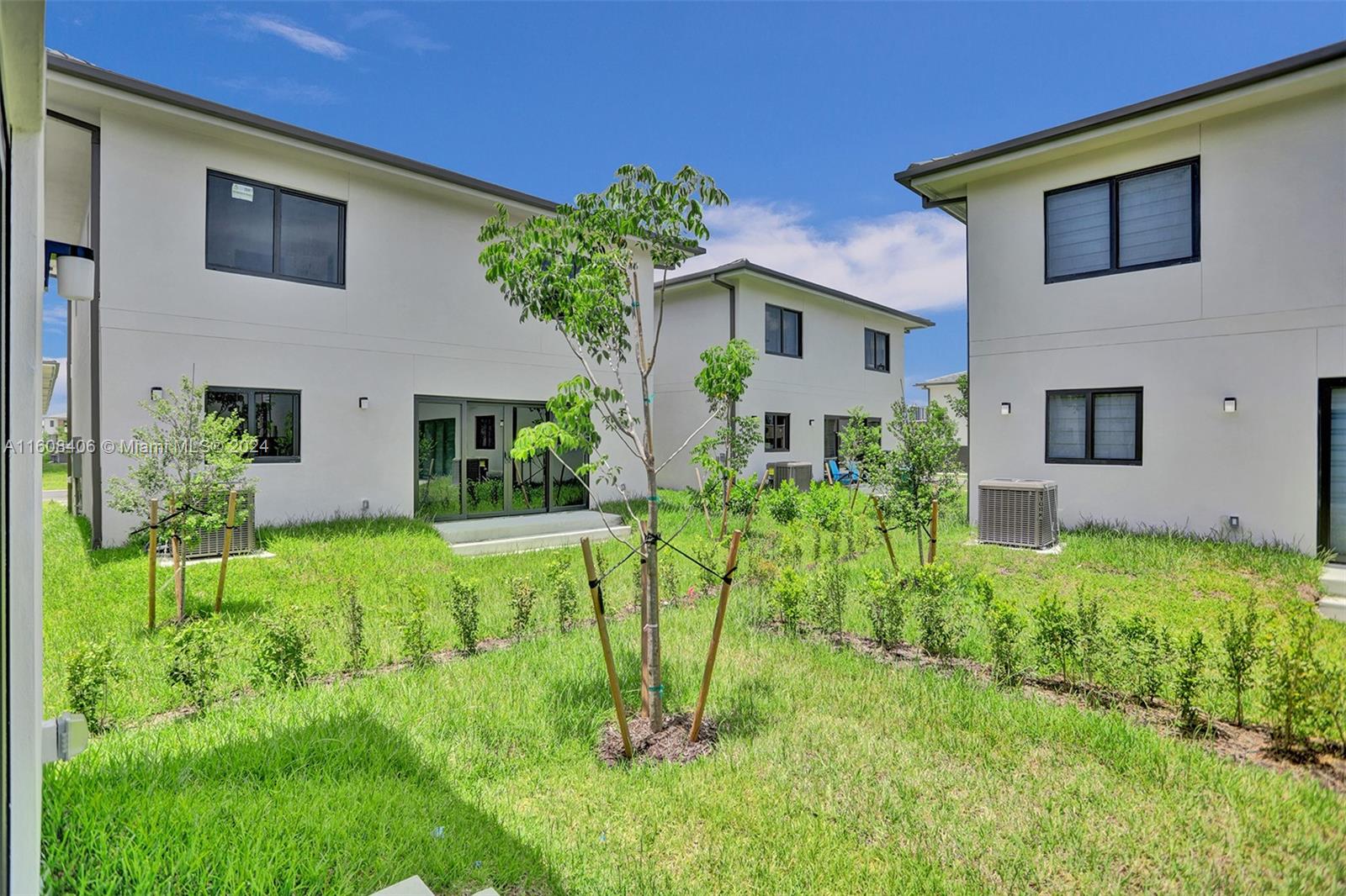 AURORA - Residential Lease