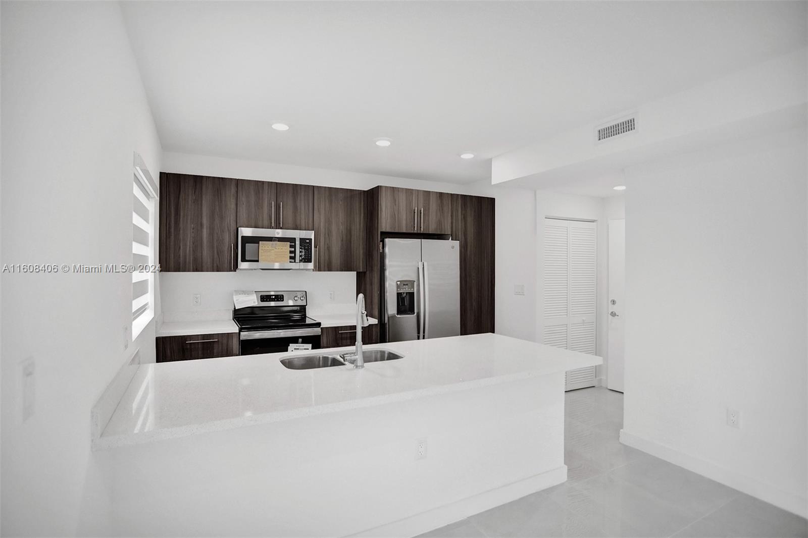 AURORA - Residential Lease