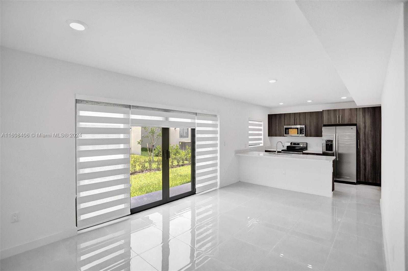 AURORA - Residential Lease