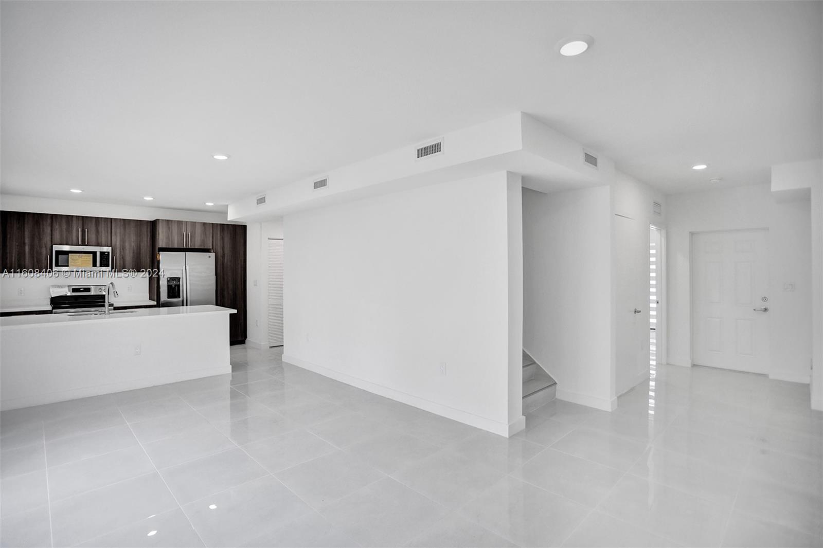 AURORA - Residential Lease