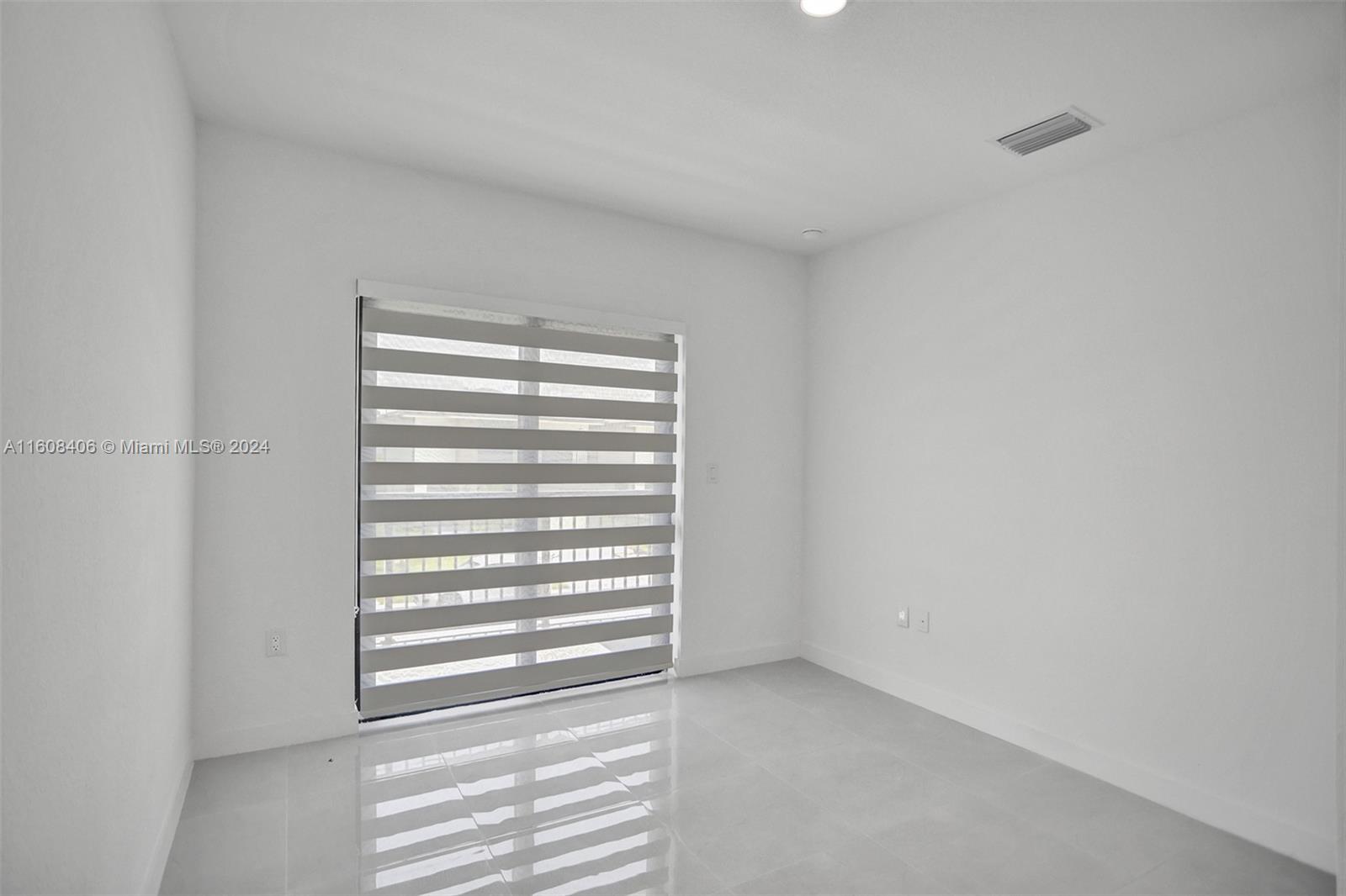 AURORA - Residential Lease