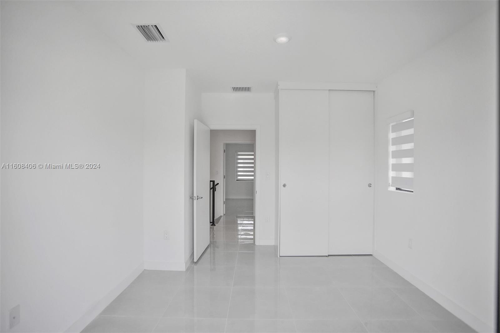 AURORA - Residential Lease