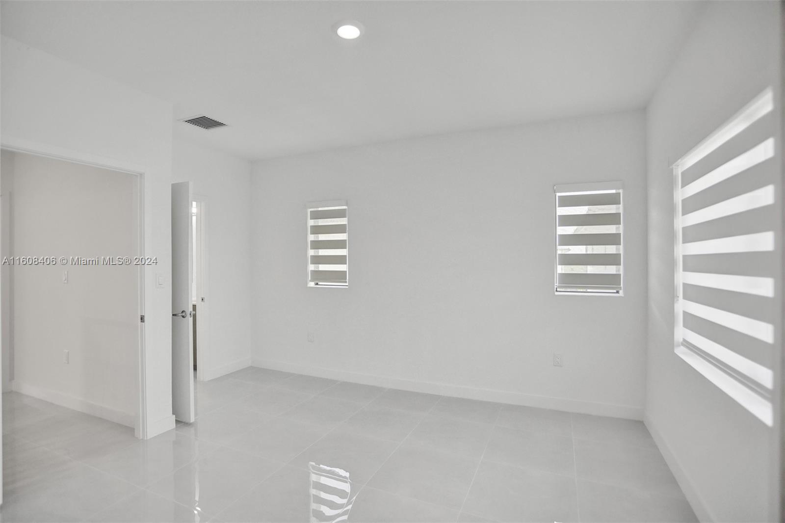 AURORA - Residential Lease