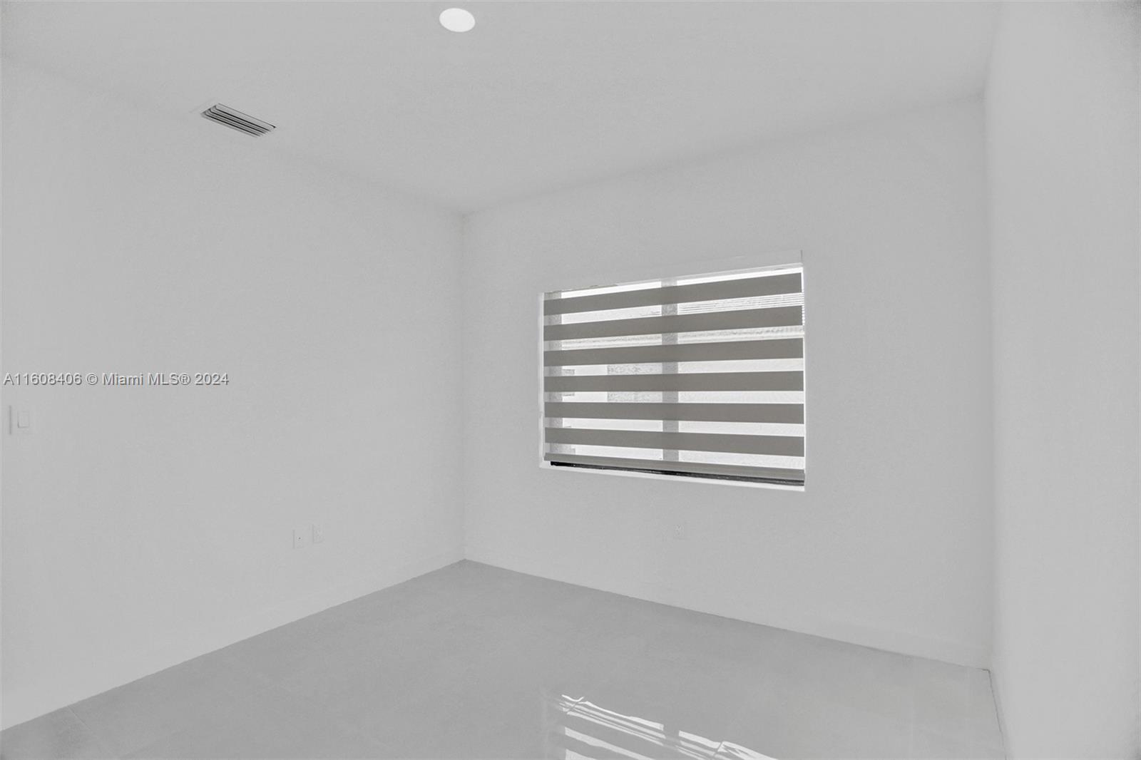 AURORA - Residential Lease