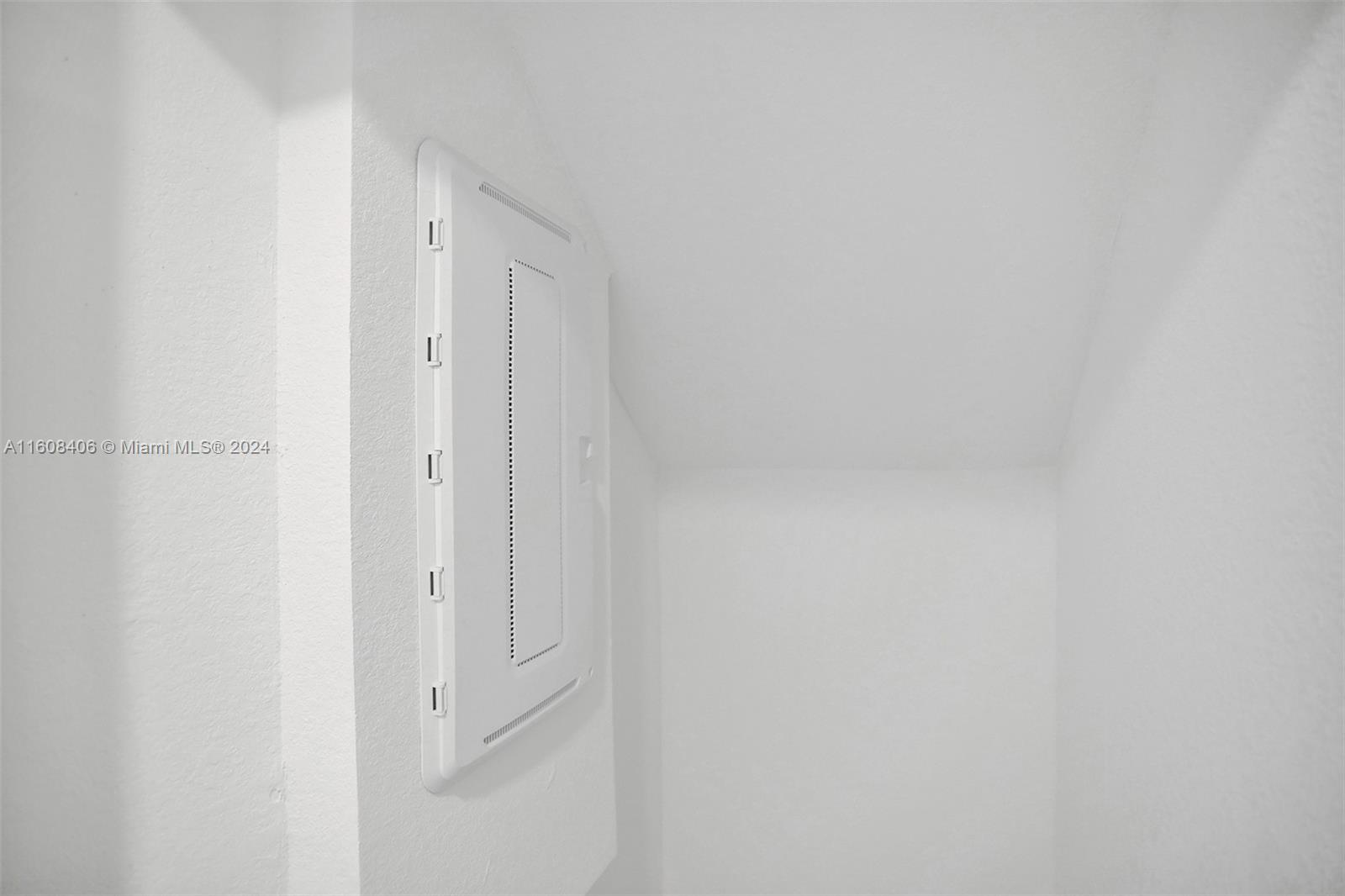 AURORA - Residential Lease