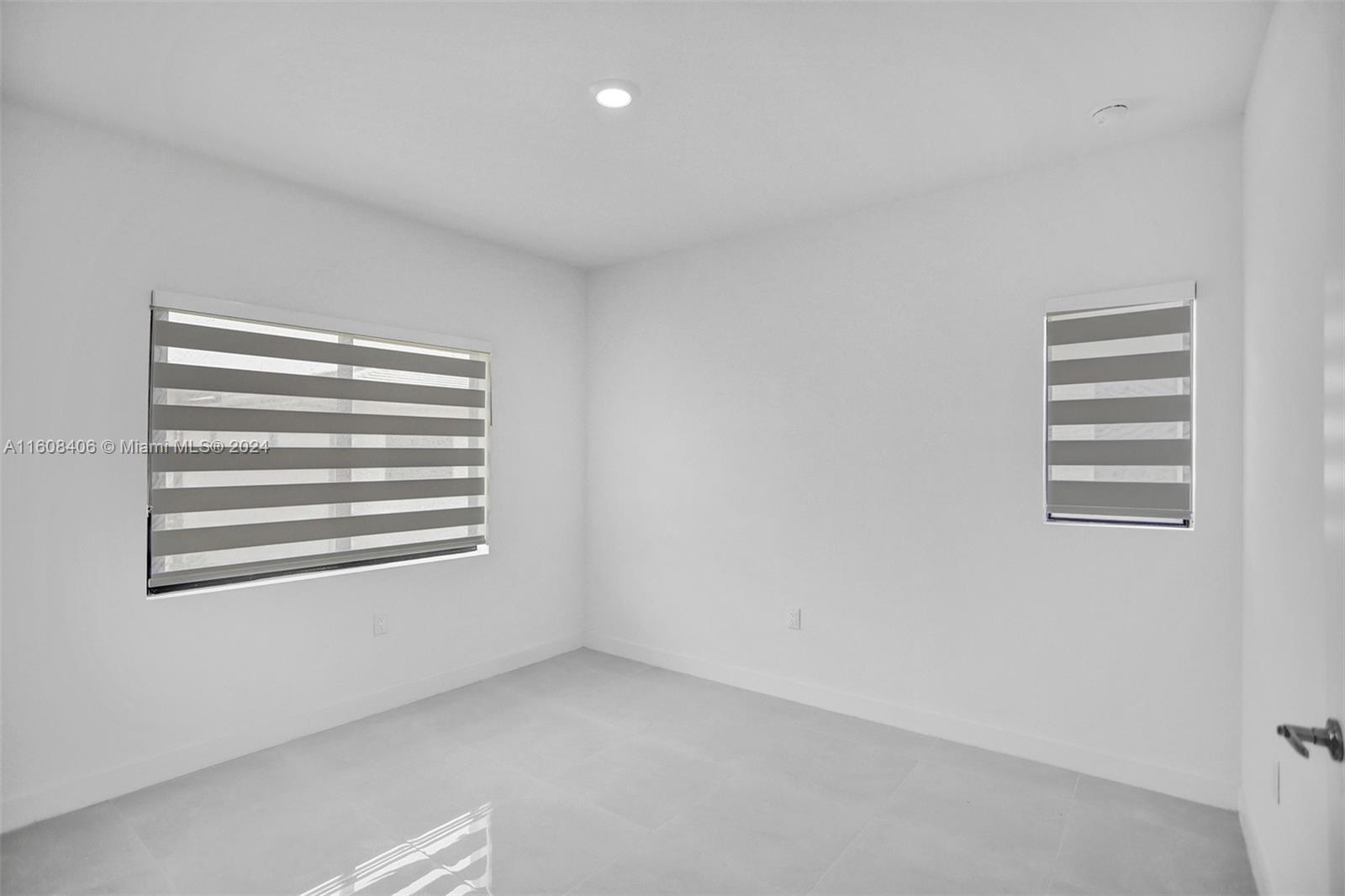 AURORA - Residential Lease