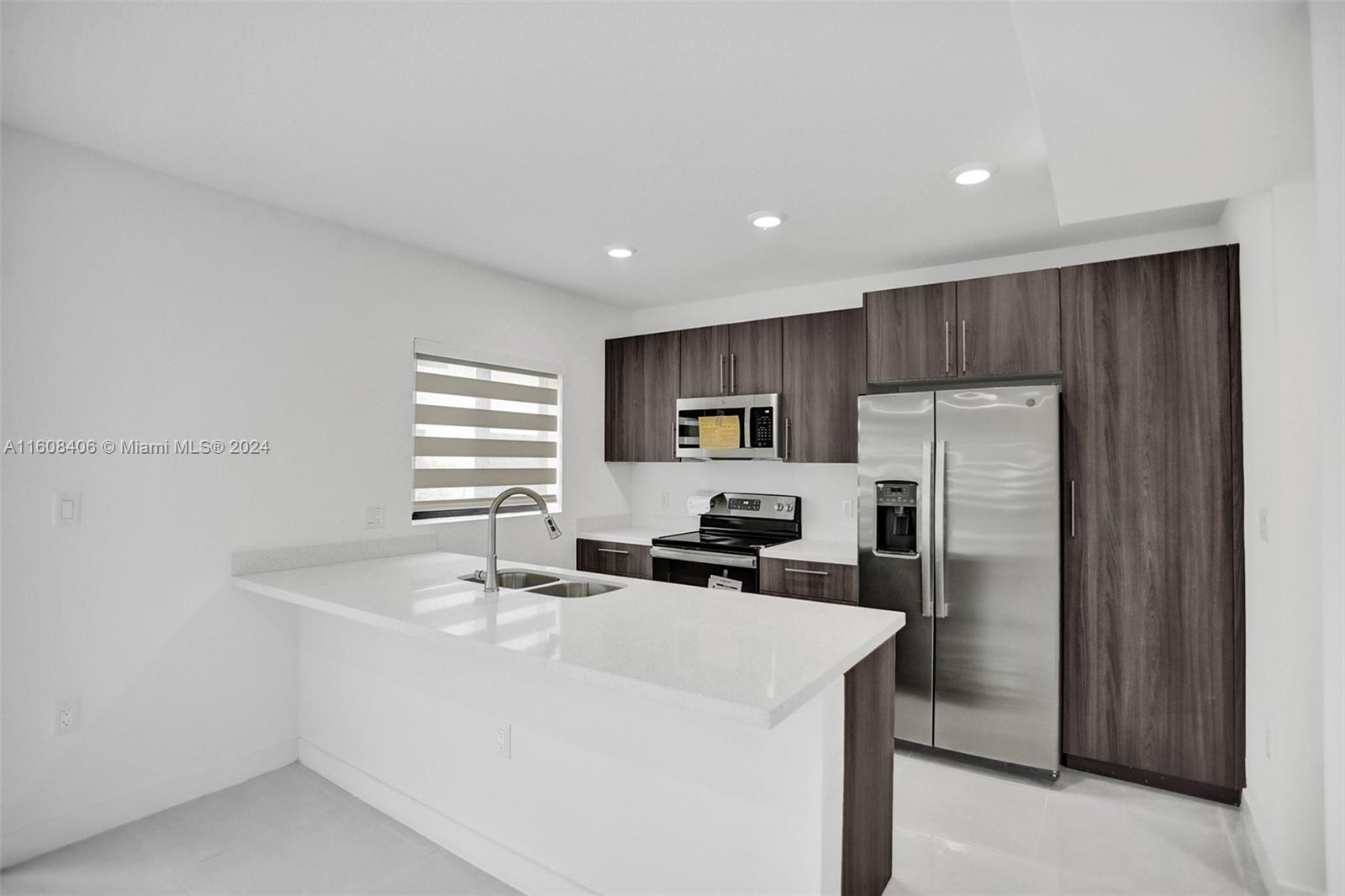 AURORA - Residential Lease