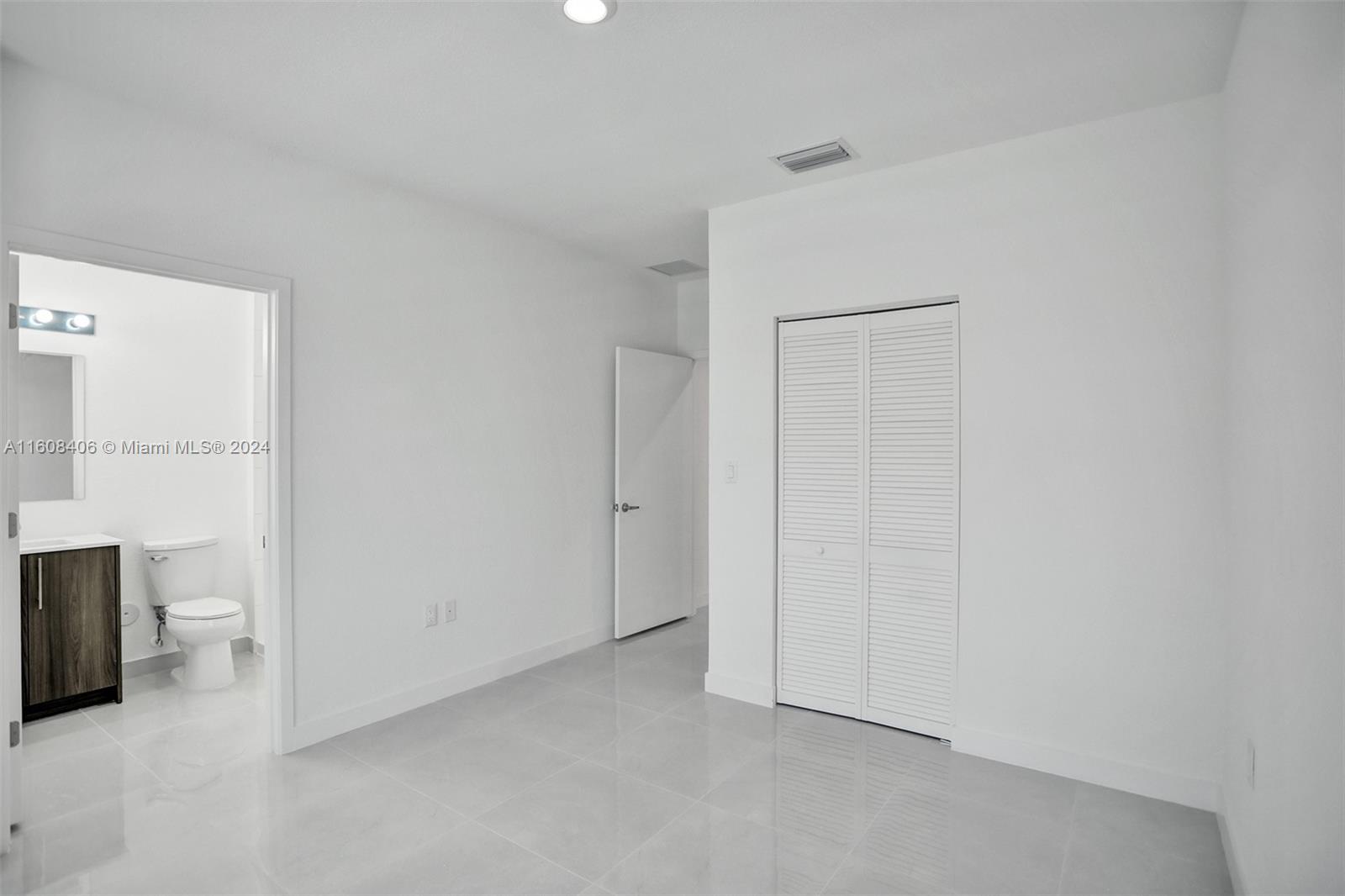 AURORA - Residential Lease