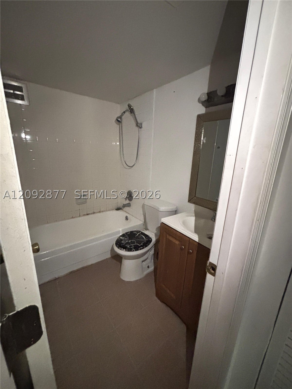 5325 Curry Ford Rd A101