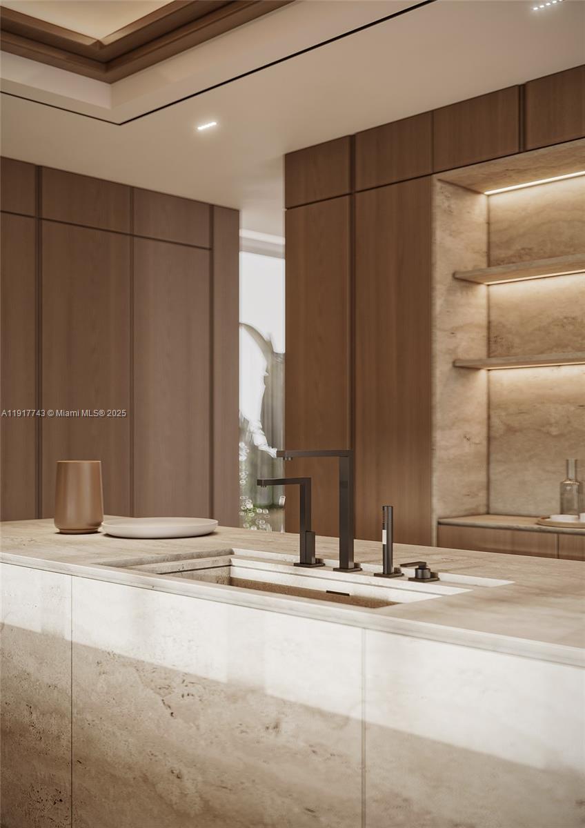 CORAL GABLES BISCAYNE BAY - Residential