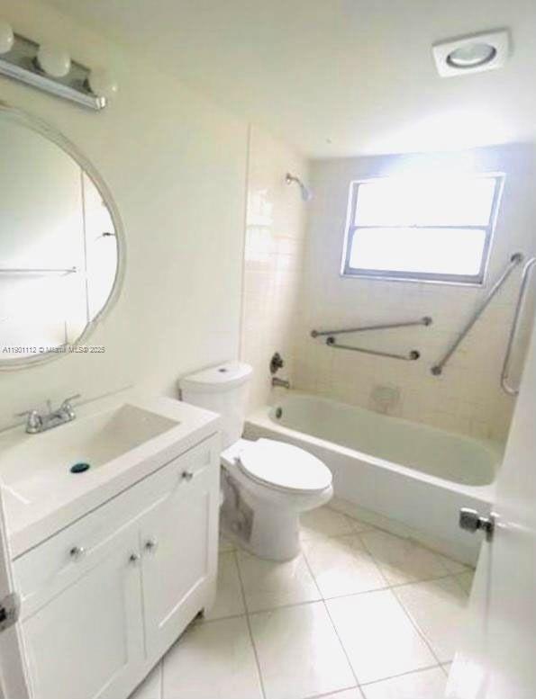 CENTURY VILLAGE - Residential Lease