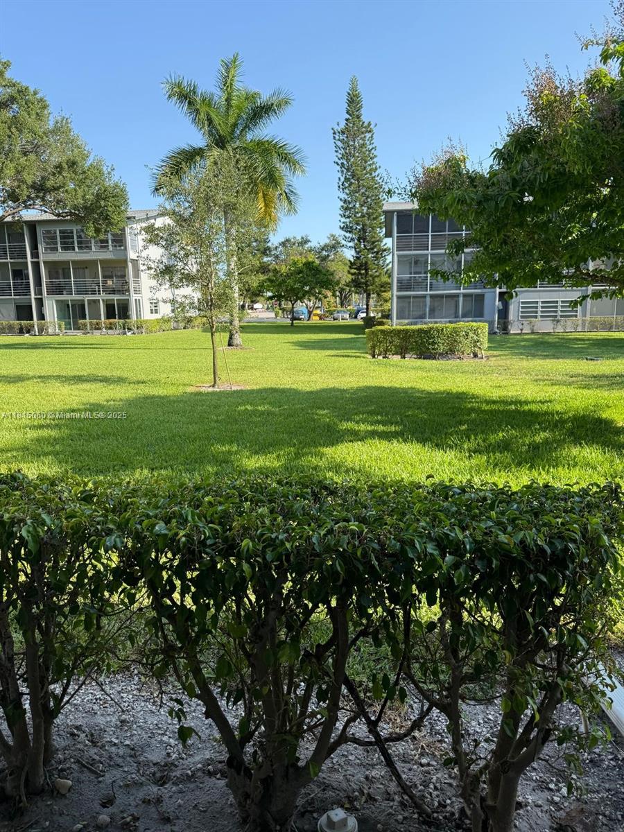 SUFFOLK AT CENTURY VILLAG - Residential