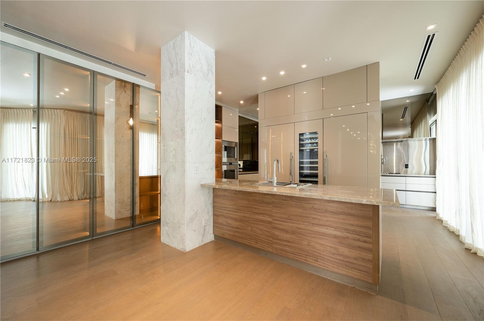 KILLIAN ACRES - Residential