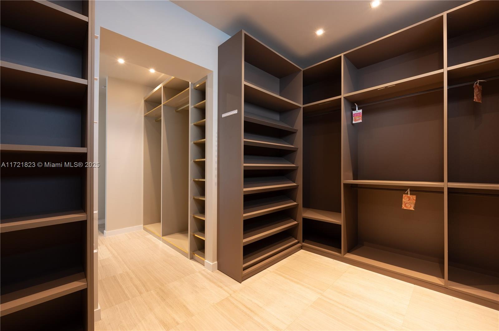 KILLIAN ACRES - Residential