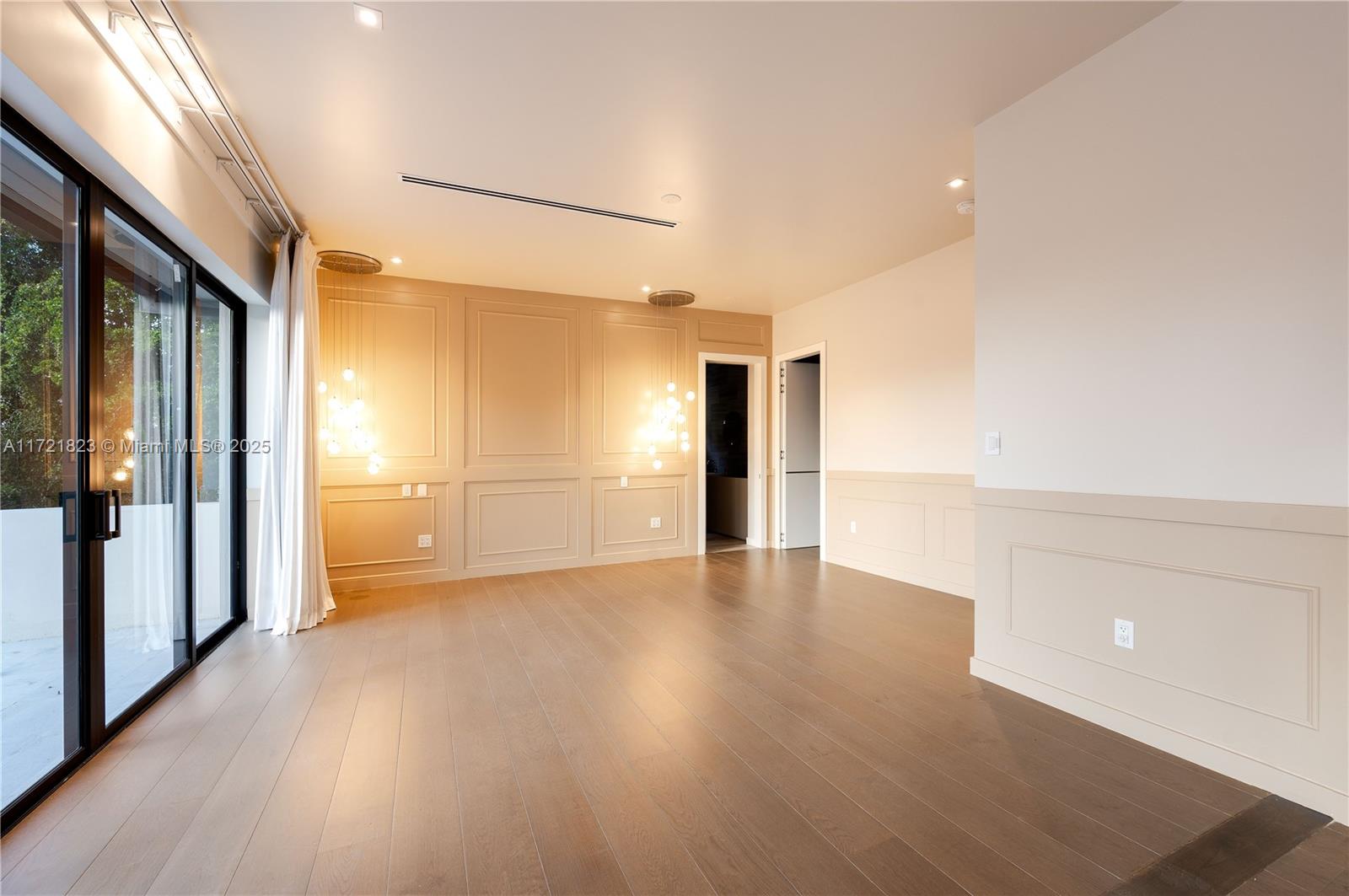 KILLIAN ACRES - Residential