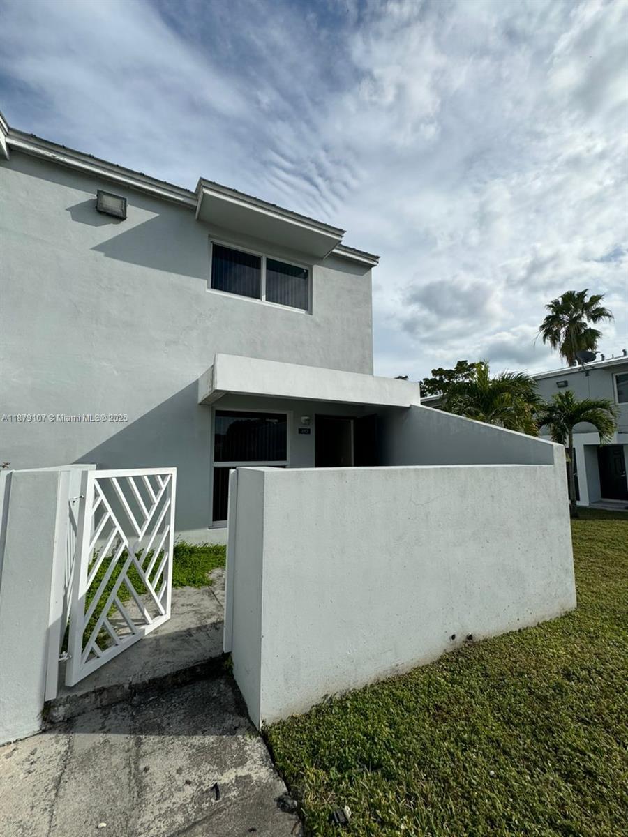 483 NW 19th St 362