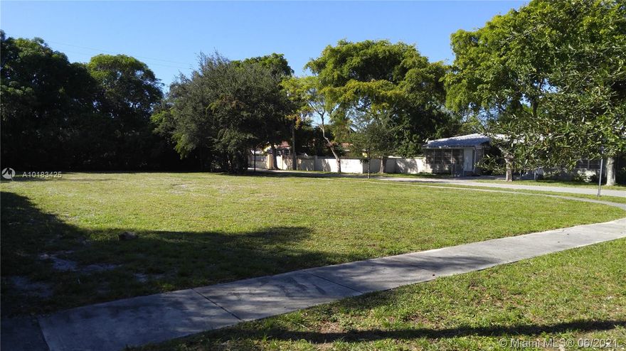 BUY CLEAR VACANT LOT FOR LESS THAN $79. SQ. FT OF LAND VALUE!        
ZONED MULTI-FAMILY,  BONUS POINTS AVAILABLE FOR LEED DESIGN BLDNG. CONSULT YOUR ARCHITECT FOR YOUR RESIDENTIAL OR MULTIFAMILY PROJECT (3 UNITS) POSSIBLY MORE, DO YOUR DUE DILIGENCE.                             A couple of blocks from BEAUTIFUL BISCAYNE PARK!!! MOTIVATED BROKER/OWNER.