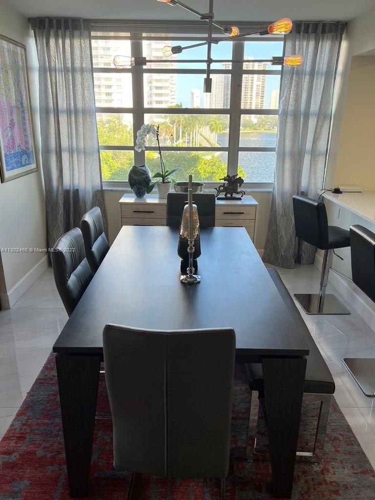 COMMODORE PLAZA CONDO - Residential