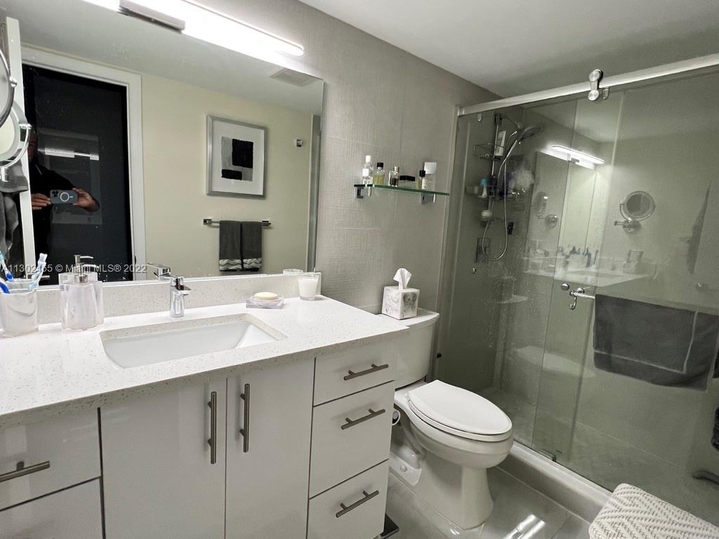 COMMODORE PLAZA CONDO - Residential