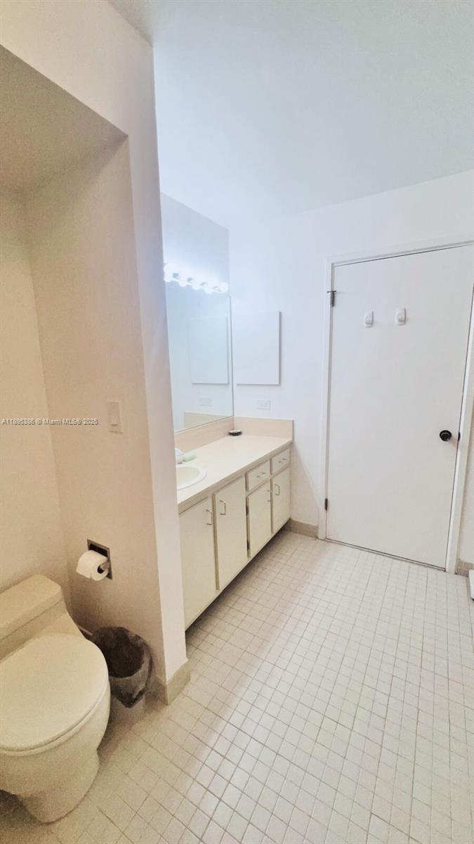 170 Ocean Lane Dr 311