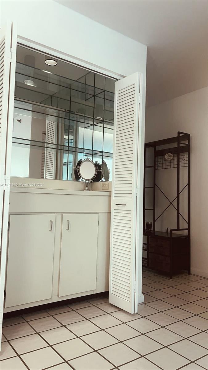 OCEAN LANE PLAZA CONDO - Residential Lease