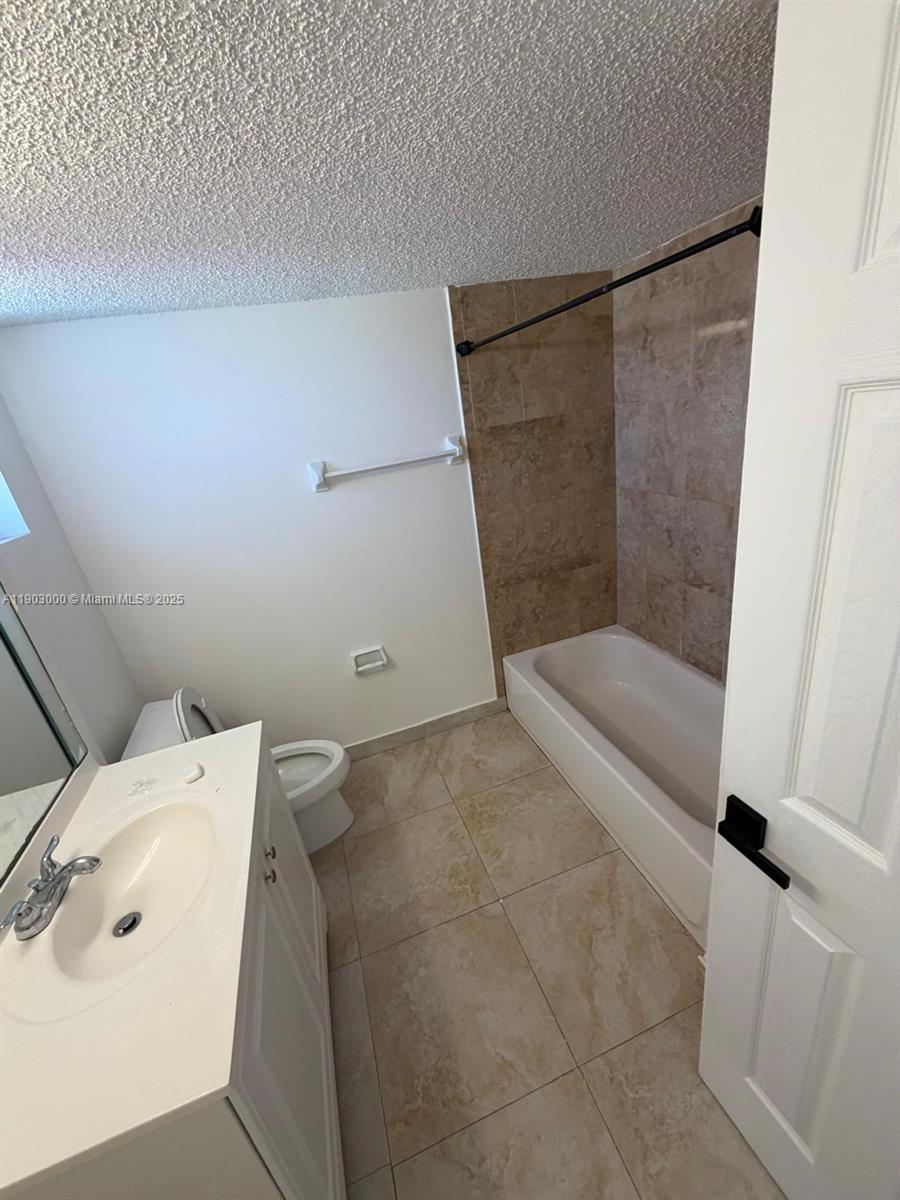 VILLA MADRID I CONDO - Residential Lease