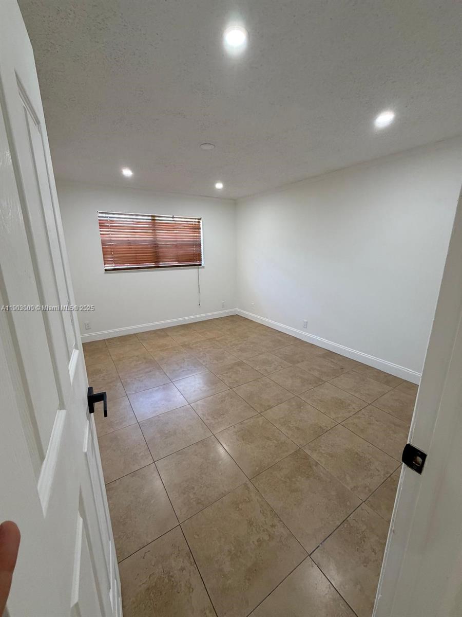 VILLA MADRID I CONDO - Residential Lease