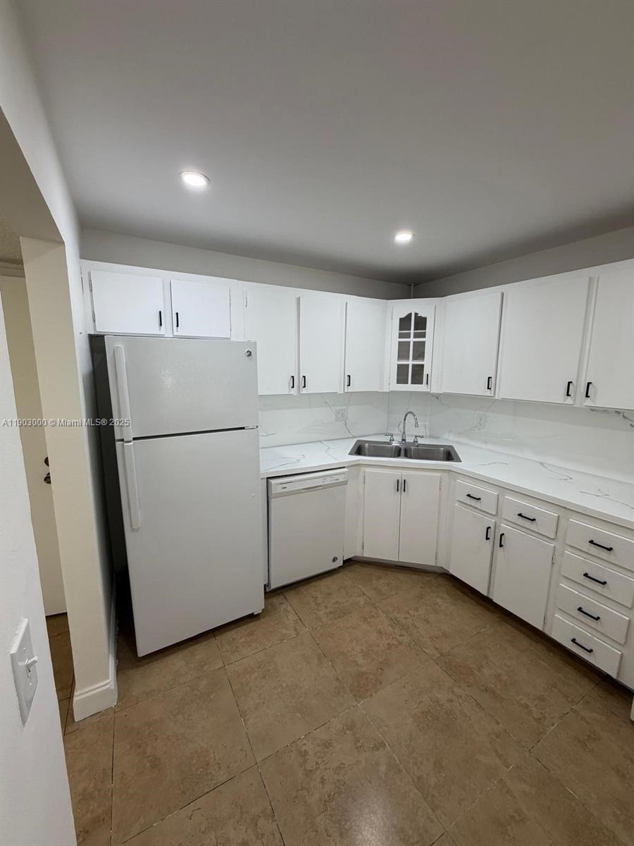 VILLA MADRID I CONDO - Residential Lease